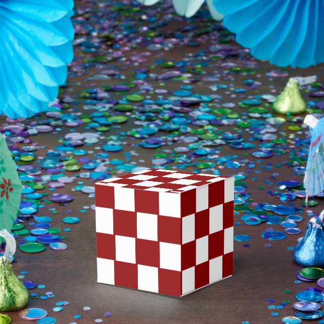 Caixinha De Lembrancinhas Christmas Red with White Square Pattern Classic (Festa)