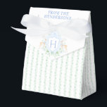 Caixinha De Lembrancinhas Crest de Vendedores de Natal | Monograma<br><div class="desc">A elegante crista de monograma de aquarela dá a esta caixa um belo aspecto eterno. Há um padrão de listras florais na metade inferior da caixa. As cores incluem verde-sábio e azul. Se tiver alguma dúvida ou precisar de ajuda para personalizar esta etiqueta,  contacte-a. Estou feliz em ajudar.</div>