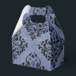 Caixinha De Lembrancinhas Damasco Floral do Grunge da Vintagem Preta e Azul<br><div class="desc">Caixa de favor Vintage damask em acentos de preto e azul.</div>