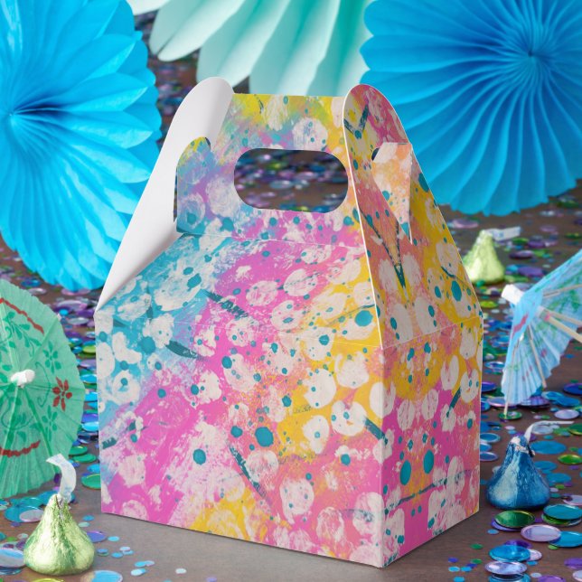 Caixinha De Lembrancinhas Design abstrato rosa, amarelo e azul (Festa)