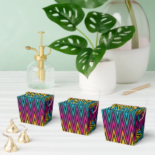 Caixinha De Lembrancinhas Design colorido 8 da forma na moda brilhante de