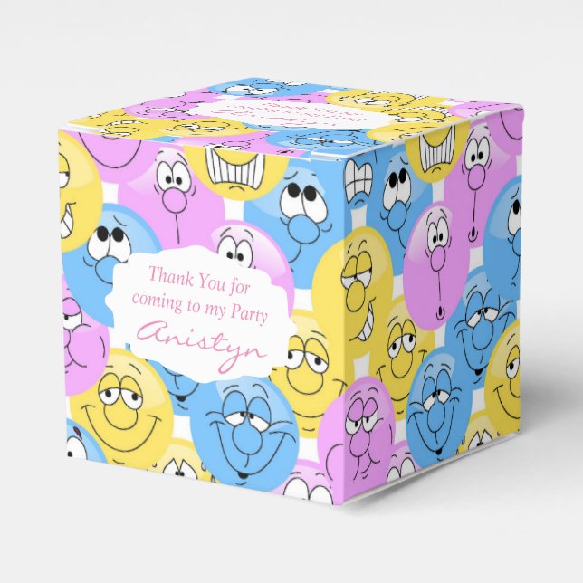 Caixinha De Lembrancinhas Design de Emoji Pastel Colorido 😀 (Frente)