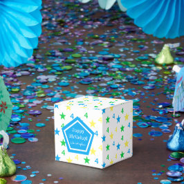 Caixinha De Lembrancinhas Estrelas Coloridas Rapazes 4º Aniversário