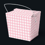 Caixinha De Lembrancinhas Faye e Lauren Pink Xadrez Clássico de Buffalo<br><div class="desc">Apresentamos nossas encantadoras caixas de lembranças com design gingham,  a maneira perfeita de expressar gratidão aos seus convidados de casamento,  aniversário ou evento corporativo. Essas caixas de lembranças personalizadas certamente farão com que seus convidados se sintam especiais e deixem uma impressão duradoura.</div>