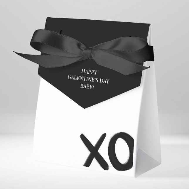 Caixinha De Lembrancinhas Feliz Dia da Galentina XOXO Negro Branco Moderno (Happy Galentine's Day XOXO Black White Modern Favor Boxes)