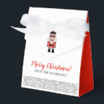 Caixinha De Lembrancinhas Feriado de Natal do Red Nutcracker<br><div class="desc">Uma bela caixa de favoritos da festa de Natal. Personalize-o com seu cartões de natal e nome. Projetado para você pelo Blackberry Boulevard.</div>