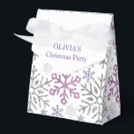 Caixinha De Lembrancinhas Floco de neve Prata de Natal Roxo<br><div class="desc">Snowflake Christmas Purple Silver,  vai parecer fantástico em todos os seus Fornecimentos do Partido perfeitamente coordenados com o seu presente de Natal e pode personalizar o seu nome facilmente,  Também pode transferir os meus designs para mais de 1.000 produtos Zazzle. Boa sorte - seja feliz :)</div>