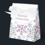 Caixinha De Lembrancinhas Floco de neve Prata de Natal Roxo<br><div class="desc">Snowflake Christmas Purple Silver,  vai parecer fantástico em todos os seus Fornecimentos do Partido perfeitamente coordenados com o seu presente de Natal e pode personalizar o seu nome facilmente,  Também pode transferir os meus designs para mais de 1.000 produtos Zazzle. Boa sorte - seja feliz :)</div>