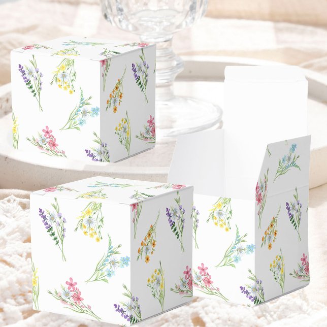Caixinha De Lembrancinhas Flor de Prados Bonito de Casamento de Flor (Favor Boxes from the Wildflower Meadow wedding collection by Darling & May)