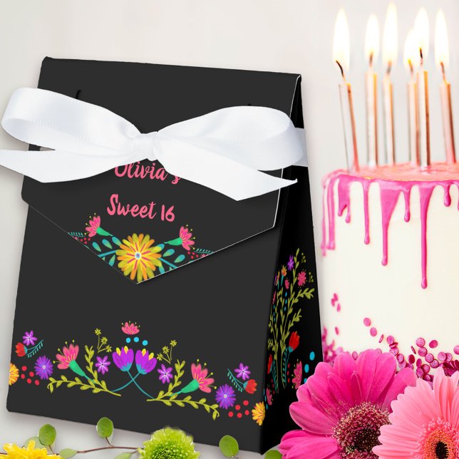 Caixinha De Lembrancinhas Flores de Fiesta mexicanas, Pretas, Personalizadas (Favor Box from my Mexican Fiesta Floral collection. Message me to create co-ordinating items.
)