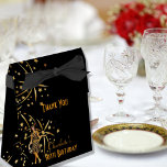 Caixinha De Lembrancinhas Fogos de artifício estilo art deco estilo Birthday<br><div class="desc">Ouro falso elegante e brilho para a festa de aniversário 50ª (ou qualquer idade) do estilo 1920! Um obrigado de festa de aniversário do estilo 'deco' que você prefere em ouro falso e preto. Decorado com uma moça e fogos de artifício estilo 1920. Modelo para seu nome e 50 anos....</div>