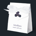 Caixinha De Lembrancinhas Íris Roxa Elegante Marca de Florista<br><div class="desc">Melhore a apresentação da sua marca com essas elegantes caixas de favores de flores de íris roxo, perfeitas para floristas, negócios de boutique ou favores de eventos especiais. Com uma foto sofisticada de flor de íris, essas caixas personalizáveis adicionam um toque floral refinado à embalagem para pequenos presentes, lembranças de...</div>