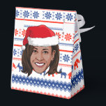 Caixinha De Lembrancinhas Kamala Harris Christmas<br><div class="desc">Os presentes e engrenagens políticos mais únicos do Natal em PolitiClothes.com Procurar o nosso Compro eleitoral e presentes políticos, incluindo: Enfeites de natal de Kamala Harris, Cartões de Natal Kamala Harris, Papel de Embraiagem de Kamala Harris, Kamala Harris Gift Bags, Kamala Harris Sweater, Kamala Harris Gift Tags, Kamala Harris T-shirts,...</div>