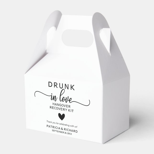 Caixinha De Lembrancinhas Kit de Ressaca de Casamento Embriagado de Amor  (Frente)