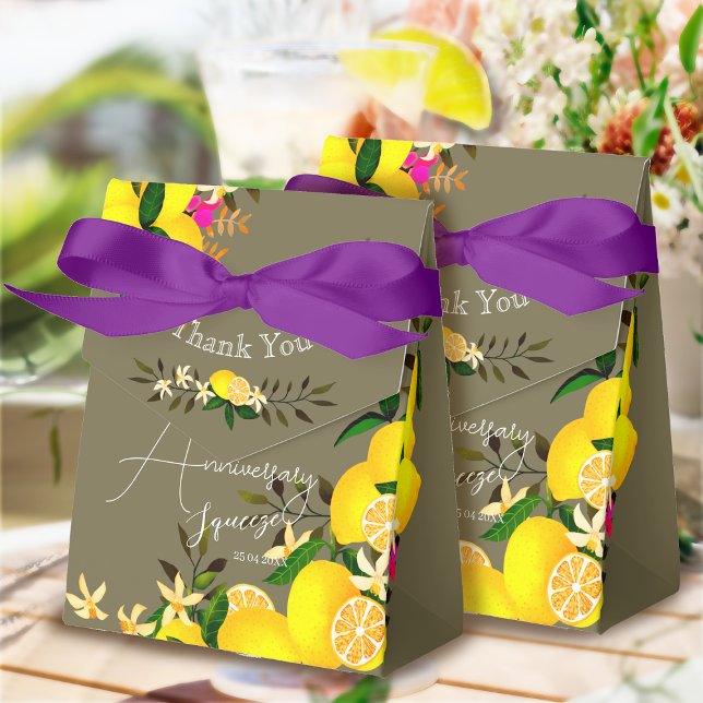 Caixinha De Lembrancinhas Lemon Squeeze Anniversary Thank You (10th Wedding Anniversaay Lemon Squeeze Thank You Favors Box)