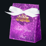 Caixinha De Lembrancinhas Lúpulo Dourado Roxo Popular Monograma<br><div class="desc">Caixa de Favoritos Dourados de Lixo Púrpura e - (Digite BOKI412 no navegador do site para ver a oferta de todas as minhas criações. Obrigados. ) - Produto personalizado - Veja nossos outros produtos e coleções, escolha um presente para você e seus queridos. Obrigados para comprar na nossa loja. Venha...</div>