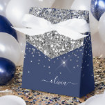 Caixinha De Lembrancinhas Marinho de prata Blue Glitter Girly Monographic No<br><div class="desc">Silver e Marinho Blue Sparkle Monogramas Nome do Monograma e Caixas de Presente do Partido do Papel Inicial Isto faz o doce e perfeito presente de 16 anos,  casamento,  chá de panela,  aniversário,  chá de fraldas ou festa de solteira para alguém que ama luxo de luxo e estilos quíticos.</div>