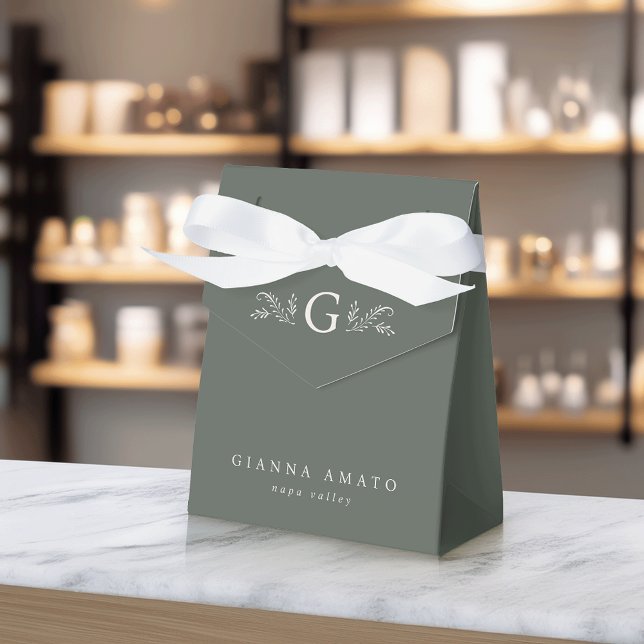 Caixinha De Lembrancinhas Monograma Botânico Verde e Creme & Nome Comercial (Criador carregado)