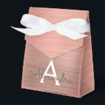 Caixinha De Lembrancinhas Monograma Elegante Moderno Dourado Rosa Rosa Rosa<br><div class="desc">Dourada rosa rosa rosa, moderna e elegante caixa de presentes. Esta caixa de presentes de aço fino metálico e inoxidável pode ser personalizada para incluir seu nome inicial e próprio e fazer uma caixa de presente de excelente, festa de solteira, chá de panela ou chá de fraldas. Os itens correspondentes...</div>