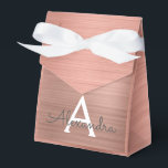 Caixinha De Lembrancinhas Monograma Elegante Moderno Dourado Rosa Rosa Rosa<br><div class="desc">Dourada rosa rosa rosa, moderna e elegante caixa de presentes. Esta caixa de presentes de aço fino metálico e inoxidável pode ser personalizada para incluir seu nome inicial e próprio e fazer uma caixa de presente de excelente, festa de solteira, chá de panela ou chá de fraldas. Os itens correspondentes...</div>