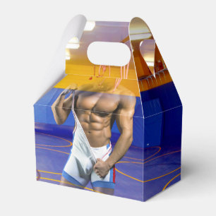 Caixinha De Lembrancinhas O cara musculoso do SlipperyJoe's com seis músculo