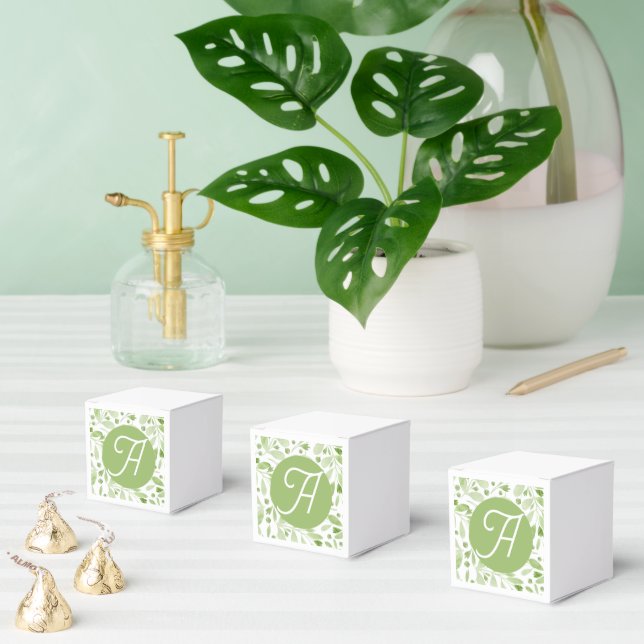Caixinha De Lembrancinhas Olive Leaves and Initial Favor Box (Múltiplo)