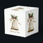 Caixinha De Lembrancinhas Ouro de Natal Shiny Stars Green Folhas<br><div class="desc">Ouro De Natal Bell Shiny Stars Green Deixa Caixas Favoráveis. Único,  bonito,  na moda design. Fácil de ser personalizado. O estilo,  o tamanho e as cores da fonte podem ser alterados. Itens correspondentes disponíveis.</div>