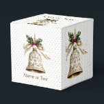 Caixinha De Lembrancinhas Ouro de Natal Shiny Stars Green Folhas<br><div class="desc">Ouro De Natal Bell Shiny Stars Green Deixa Caixas Favoráveis. Único,  bonito,  na moda design. Fácil de ser personalizado. O estilo,  o tamanho e as cores da fonte podem ser alterados. Itens correspondentes disponíveis.</div>