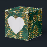 Caixinha De Lembrancinhas Padrão contínuo com samambaias douradas<br><div class="desc">Padrão contínuo de ouro,  jóias,  galhos e folhas de samambaia brilhantes em fundo verde,  florestal e texturizado. Samambaia dourada.</div>