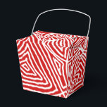 Caixinha De Lembrancinhas Padrão de impressões rabiscadas vermelhas<br><div class="desc">Padrão divertido e selvagem vermelho.</div>