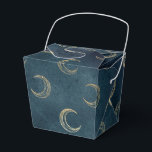 Caixinha De Lembrancinhas Padrão de lua azul e Dourada<br><div class="desc">Vintage vintage,  caixa de favoritos da lua em sotaque de ouro falso e azul.</div>