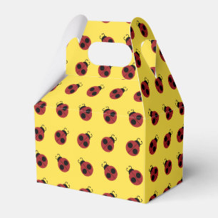 Caixinha De Lembrancinhas Padrão Ladybug no gráfico amarelo