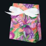 Caixinha De Lembrancinhas Padrão Tropical Hawaiian Flowers<br><div class="desc">O padrão Elegante das Flores Tropicais favorece as caixas com todas as suas flores tropicais favoritas, como hibisco, jasmim, pássaro do paraíso, plumeria, bananeiras e folhas tropicais. Rosa, magenta e roxo! Perfeito para sua festa, luau, casamento ou outro evento de luxo. Entre em contato conosco em cedarandstring@gmail.com se precisar de...</div>
