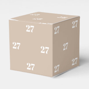 Caixinha De Lembrancinhas Personalizar com a letra branca inicial - oferta b