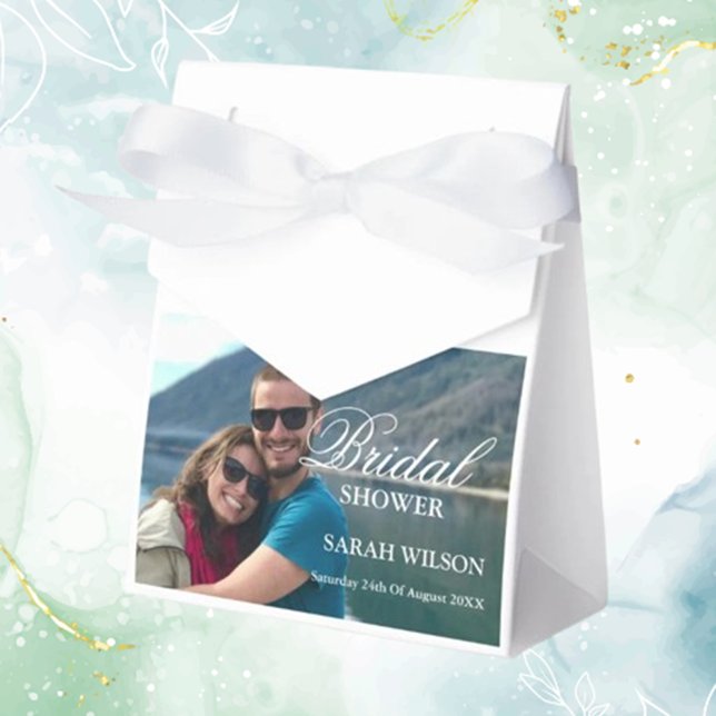 Caixinha De Lembrancinhas Personalizar Foto Moderna Relaxando Casamento (Create cherished memories with custom photo modern relaxed wedding favor boxes. )