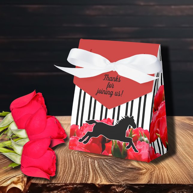 Caixinha De Lembrancinhas Pôster de Cavalos de Derby com Rosas Vermelhas em  (Tent style ribbon tied favor box - 3"w x 1.5"l x 3.25"h ships flat, some simple assembly required.)