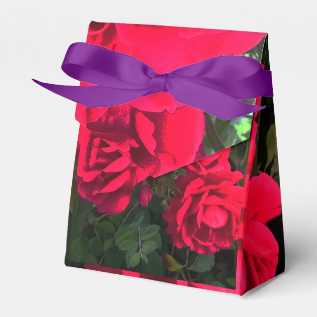 Caixinha De Lembrancinhas Presente de Flor de Rosa Vermelha Romântica (Frente)