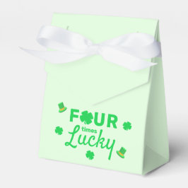 Caixinha De Lembrancinhas Quatro vezes sortudo 4º aniversário