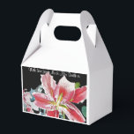 Caixinha De Lembrancinhas Red Lily Floral Floral Flores Casas de Favor do Bo<br><div class="desc">Florres Red Lily Floral Florres Boxes do Bolo de Casamento. Projetado a partir de uma das minhas pinturas aquáticas.</div>