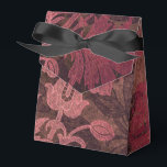 Caixinha De Lembrancinhas Renda Ornata Vintage Damasco<br><div class="desc">Caixa de favores com estampa de renda damasco desgastada em acentos de cobre,  burgundy e preto.</div>