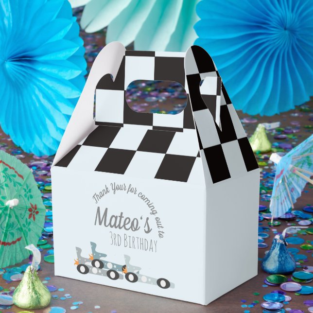 Caixinha De Lembrancinhas Retro Racing Cars Moon Stars Turning Three Party (Festa)