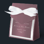 Caixinha De Lembrancinhas Rings Silver Sparkly e Casamento Burgandy<br><div class="desc">Caixa de Favor Elegante e moderna de Casamento Esparvo com um romântico e elegante anéis de casamento brilhantes com corações de diamante e um belo gradiente de burgandia em um fundo bonito de prata. Design sofisticado e elegante para o seu dia especial. Todo texto, fonte e cor da fonte são...</div>