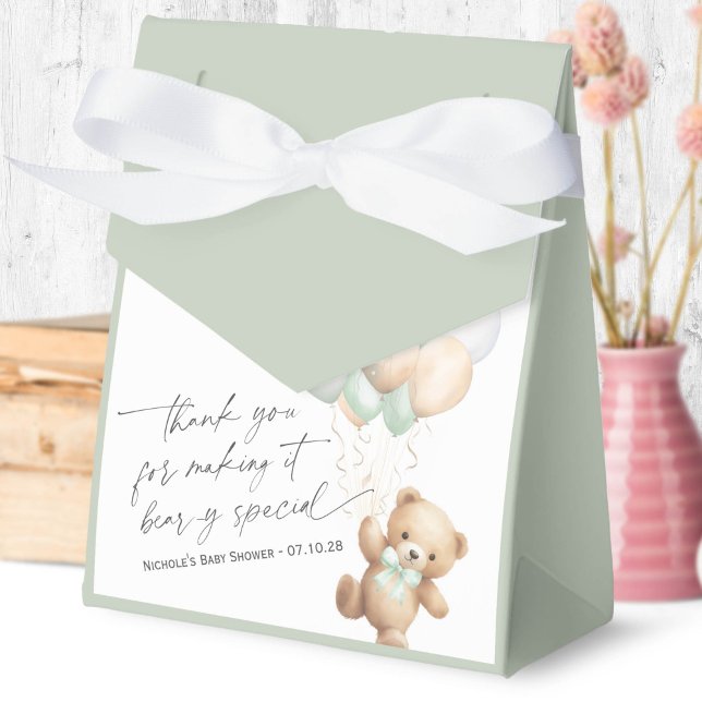 Caixinha De Lembrancinhas Sage Green Modern Bearn Esperar Sexo Neutro (We Can Bearly Wait, Sage Green Baby Boy Shower Favor Box.)