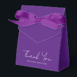 Caixinha De Lembrancinhas Texto Personalizado Obrigado Cor Sólida Roxo Real<br><div class="desc">Obrigado Texto Elegante Modern Personalizado Modelo Real Artesanatos De Script Manuscrito Roxo E Suprimentos De Partido / Encapsulamento De Presente / Caixas De Favoritos / Caixa De Favoritos De Tent.</div>