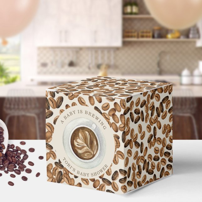 Caixinha De Lembrancinhas Um Bebê Está Fazendo Chá de fraldas De Café Forçad (Criador carregado)