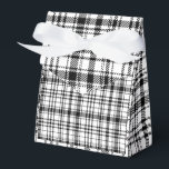Caixinha De Lembrancinhas Xadrez branca e preto clássico<br><div class="desc">Caixas de favores clássicas de preto e Xadrez branca Elegantes,  Fornecedores de Partido,  Sacos de Tote,  Conjunto de Calhas de Comidas e Bebidas</div>
