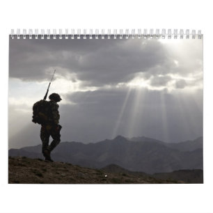 Calendário 2012 silhuetas militares no deus que nós confiamo