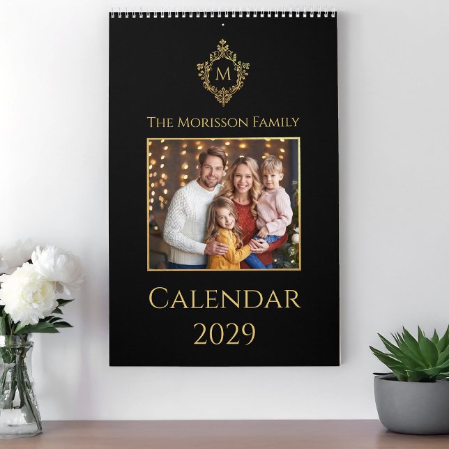 Calendário Crista de Monograma Sofisticada Preto e Dourado Fo (Criador carregado)