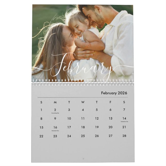 Calendário Custom Family Photo | Personalized Modern Gray (Fev 2026)