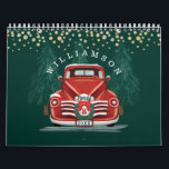 Calendário Foto Da Família De Caminhões Vermelhos De Vintage<br><div class="desc">Celebre a época mágica e festiva de férias com nosso calendário de feriados. O design apresenta um estilo ilustrativo, desenhado à mão, vermelho e verde, com vista frontal, um caminhão de coleta de vintage, carregando de uma árvore de Natal no verso. O verde de Natal e a folhagem criam um...</div>